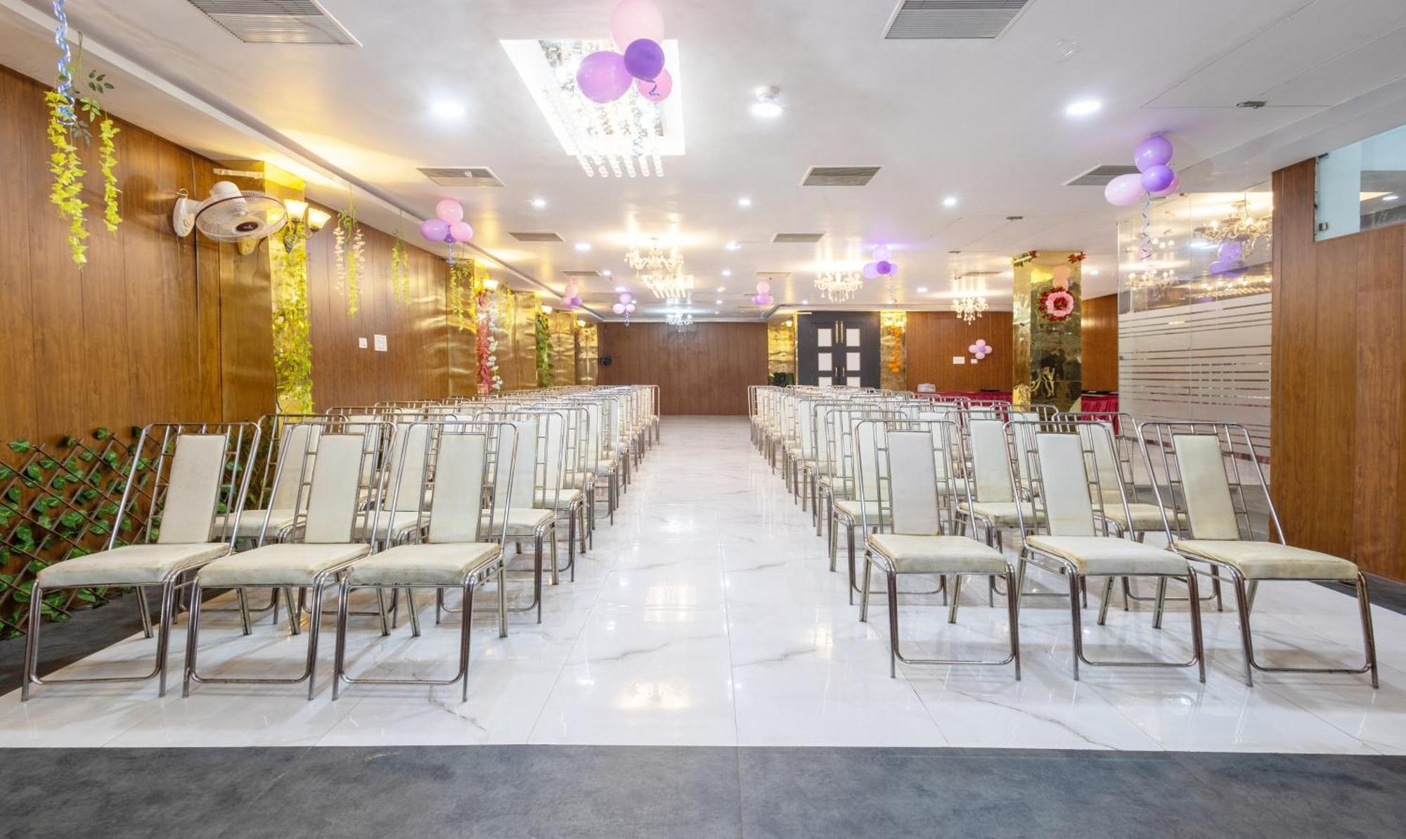 Treebo Shakuntalam, Near Lucknow Airport酒店 外观 照片
